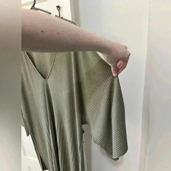 ZARA olive green lightweight flowy‎ dress size large - Picture 4 of 7